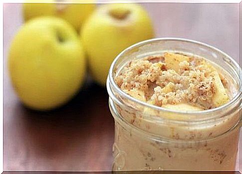 Benefits of eating quinoa, apples and cinnamon for breakfast