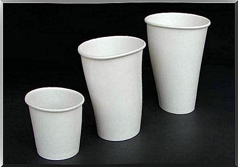 Paper cups