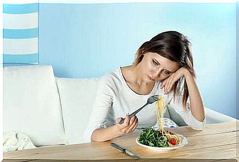 Lack of appetite is one of the hidden habits of depressed people