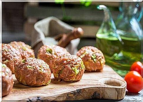 Preparation of meatballs