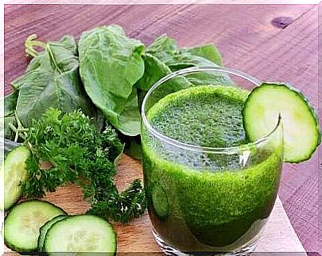 Following their rise in popularity, many misconceptions have emerged about the benefits of green smoothies