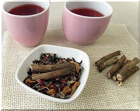 Tea with spices is a natural remedy for menstrual cramps