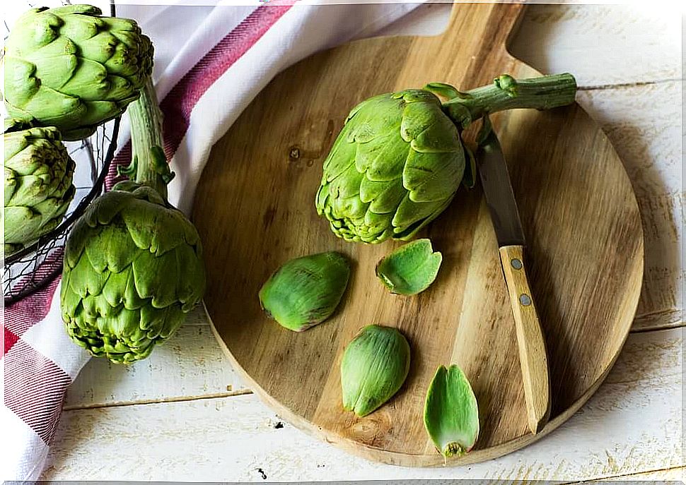 Three slimming recipes with artichoke